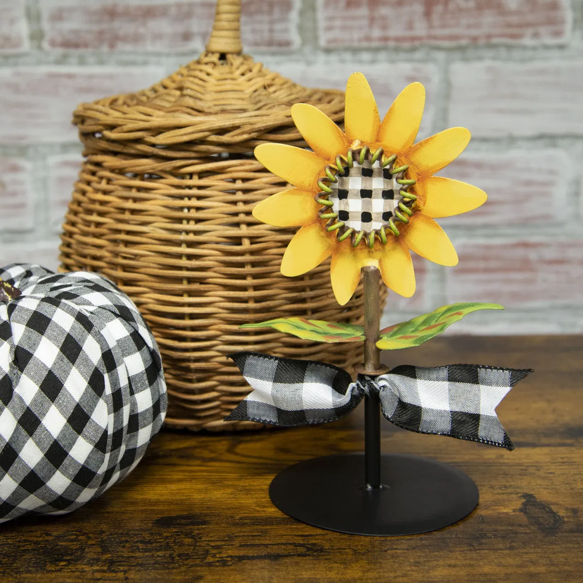 Short Finial Stand, Small