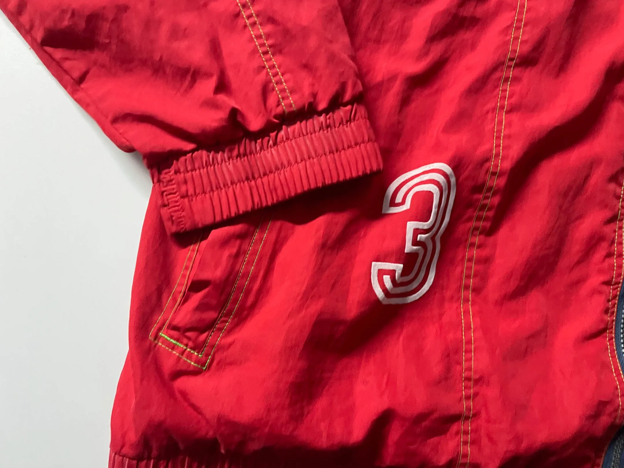 Vintage Hummel Alfs sport laden red wind breaker full zip in XL|L31 W29| SKU 4043