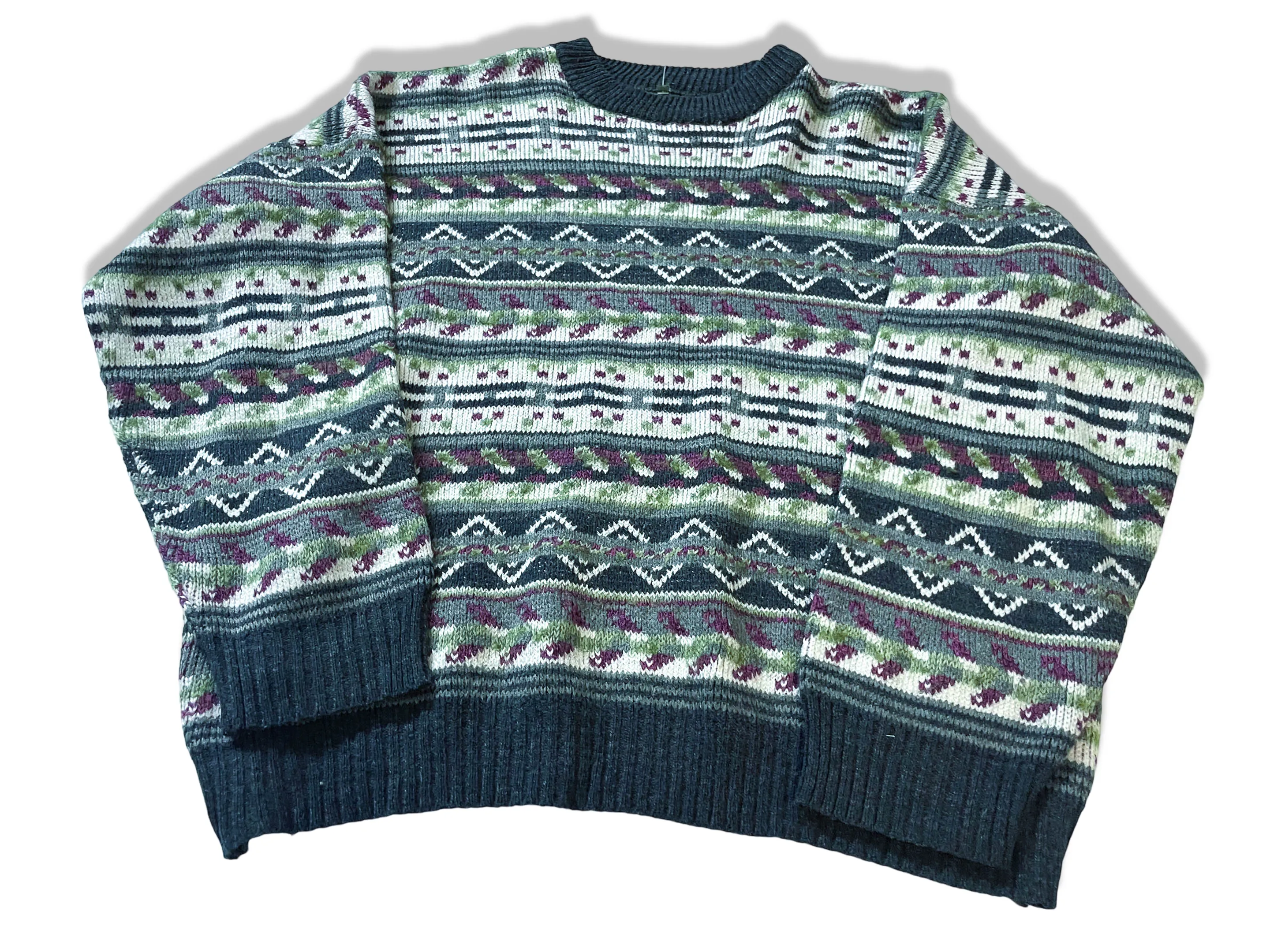 Vintage Multi-Stripe Geometric Pattern Knitted Crew Neck Sweater|L 25 W24| SKU 3989